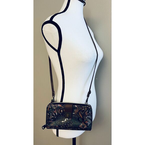 Sakroots Sienna Spirit Desert crossbody/wallet - Picture 1 of 10